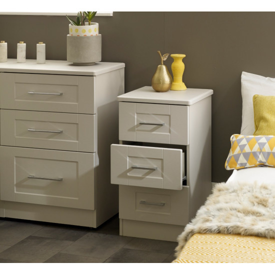 York 4 Drawer Chest York 4 Drawer Chest