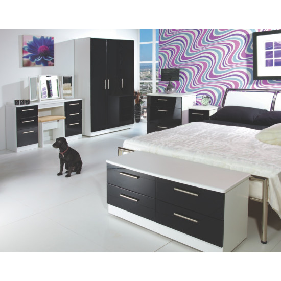 Knightsbridge 4 Door 2 Drawer Wardrobe Knightsbridge 4 Door 2 Drawer Wardrobe